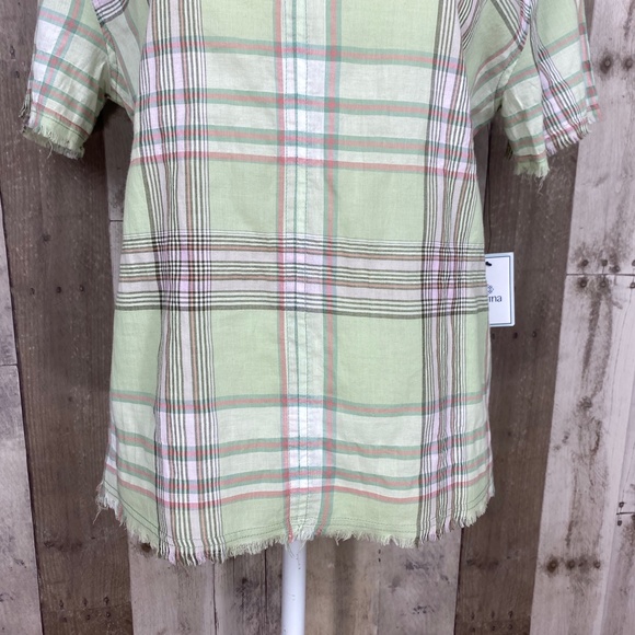 SUSINA Women's Frayed Hem Short Sleeve Top - Picture 4 of 9